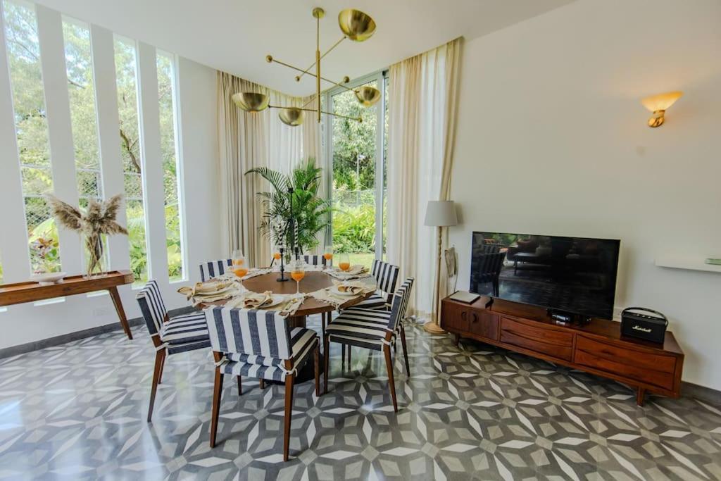 Presidential Luxury Villa Anjuna With Pvt Pool & Bathtub, Most Prime Location Kültér fotó